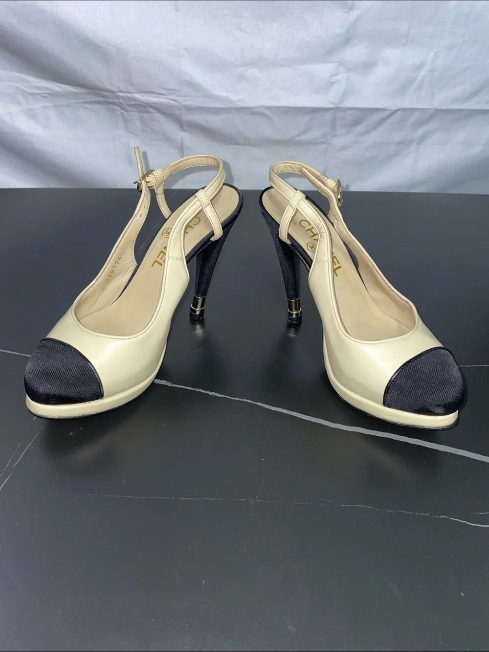 CHANEL TWO TONE CAP TOE SLINGBACK HEELS FTL-08-193